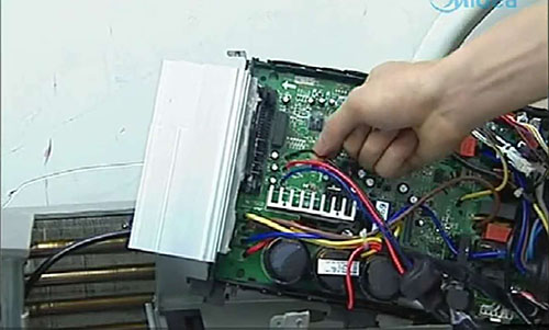 磴口美的空调电话是多少